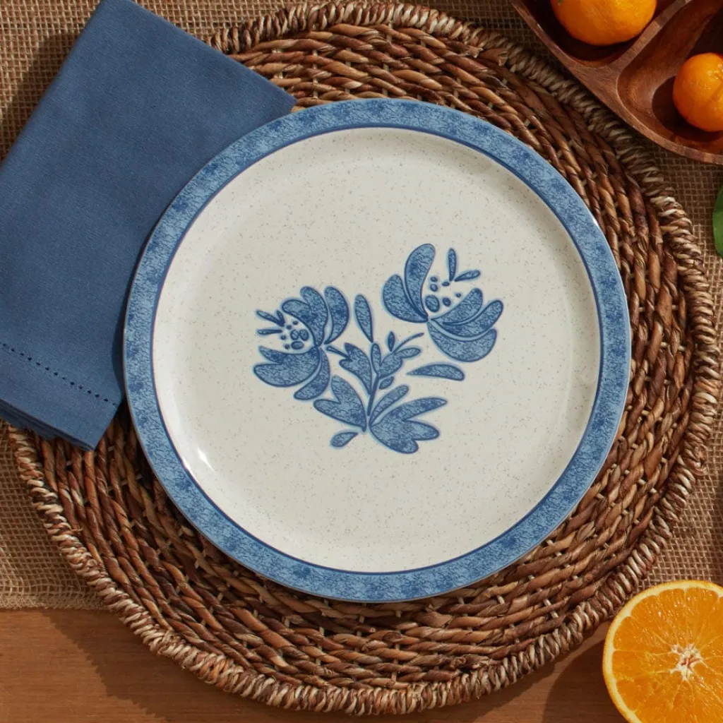 Dinnerware Service For 4|Dinnerware Service For 8|Pfaltzgraff® Yorktowne Outdoor Melamine Dinnerware Set